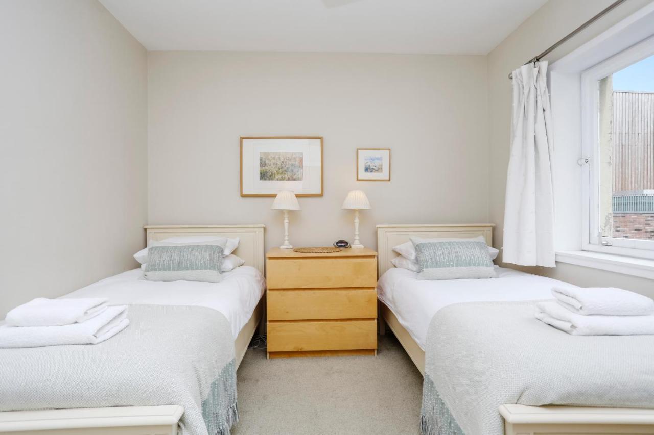 Edinburgh Central 2-Bedroom Old Town Apartment Dış mekan fotoğraf